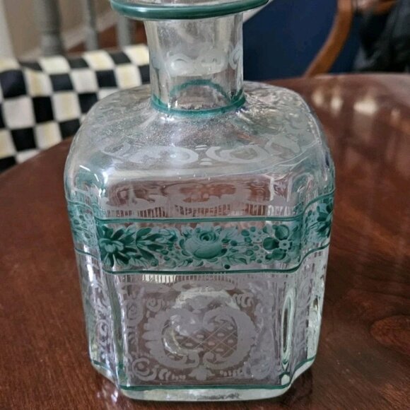 RARE ANTIQUE GREEN ACID ETCHED FLOWER BOTTLE LIQUOR WHISKEY DECANTER STOPPER JAR - Picture 1 of 16